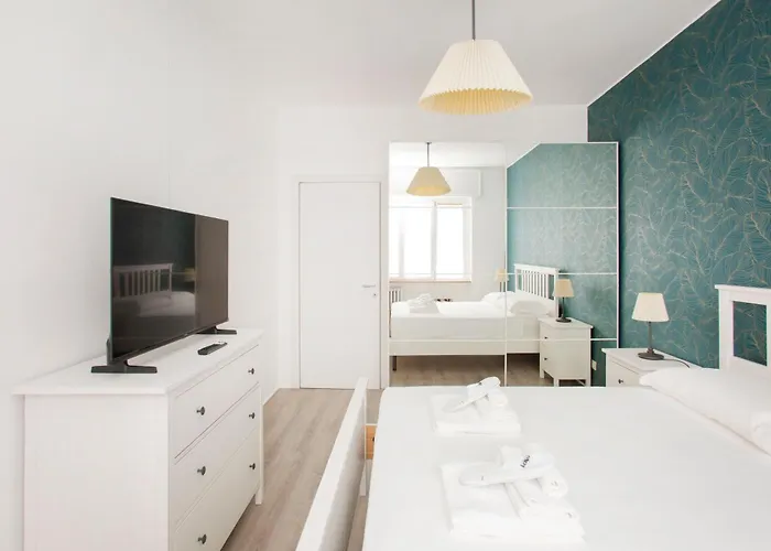 Apartment Corvetto Modern - Steps From M3 Corvetto